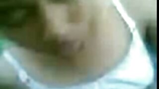 Raudonplaukė mums parodo savo nuogą šipulį
