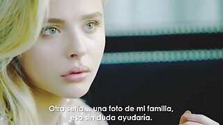 Keistulė blondinė čiulpia didelį penį