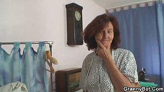 Gręžiu ją ant virtuvės stalo